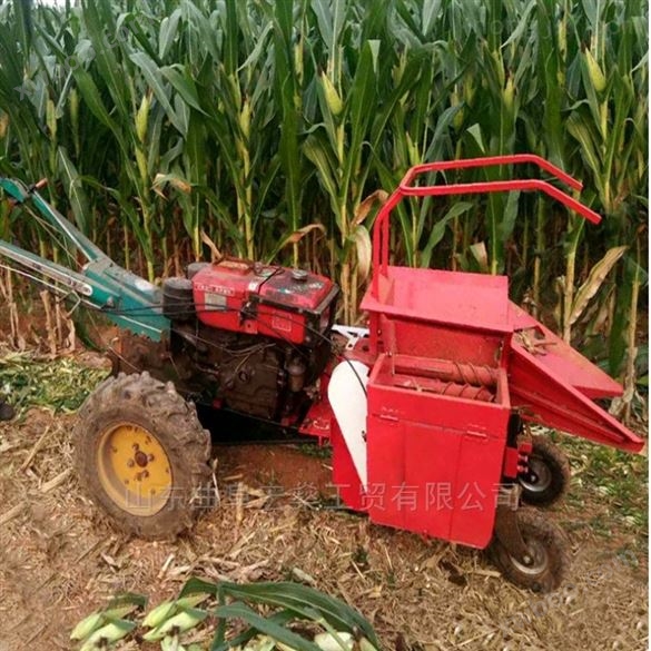 小型手扶拖拉机带玉米收获机收割机